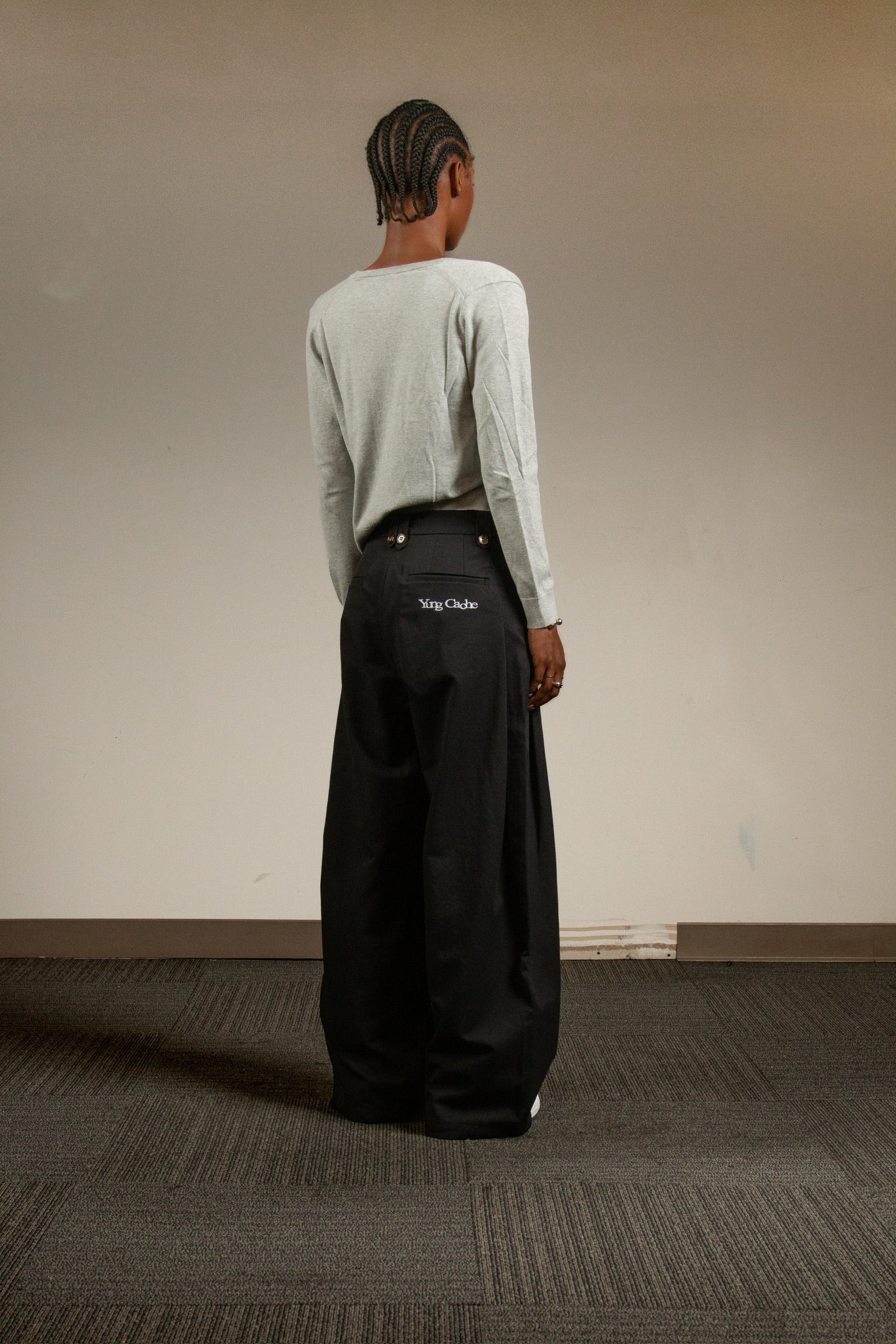 Ledger Pleated Pants, Black